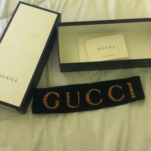 Black Gucci head band